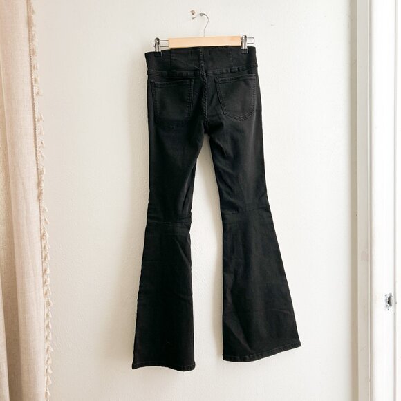We The Free Penny Pull-On Flare Bell Bottom Jeans in Black SZ 26 - Picture 7 of 8
